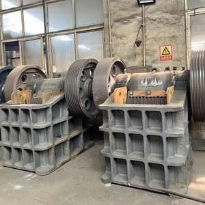 Máy nghiền đá hàm với động cơ diesel 20 TPH Máy Nghiền hàm pe250x400 Máy Nghiền hàm DIESEL di động cho quặng đá cứng - Product Image 3