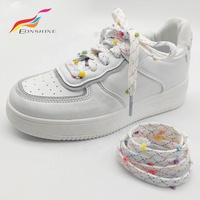 Nouveau Style Fluffy Lacets Rond Plat Blanc Coloré Boule De Fourrure Chaussure Dentelle Fluff Lacet pour Sneaker