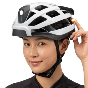 <span class=keywords><strong>Casque</strong></span> de <span class=keywords><strong>vélo</strong></span> pour adulte avec caméra intégrée 1080P 30fps et <span class=keywords><strong>Bluetooth</strong></span> intelligent, étanche, pour le sport et la conduite - Product Image 1