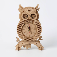 Horloge de bureau en bois 3D en forme de hibou pour la production en masse, commande en gros pour la décoration intérieure et les cadeaux de loisirs créatifs