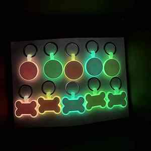 Etiqueta de Silicona Personalizada 2024 con APP Gratuita, Código QR Antipérdida, Forma Circular, Etiqueta de Identificación para Mascotas con URL y Nombre para Perros y Gatos - Product Image 4