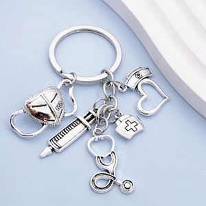 Llaveros al por mayor de aleación con diseño de jeringa y estetoscopio para hospitales, médicos, enfermeras y personal sanitario - Product Image 3