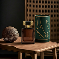 Flacon de parfum carré en verre de luxe vintage haut de gamme, très vendu, 50 ml 100 ml, rechargeable avec boîte d'emballage