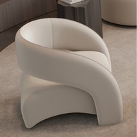 Canapé en tissu rembourré en velours nordique moderne pour grande famille - Confort de luxe dans un salon contemporain, design une place