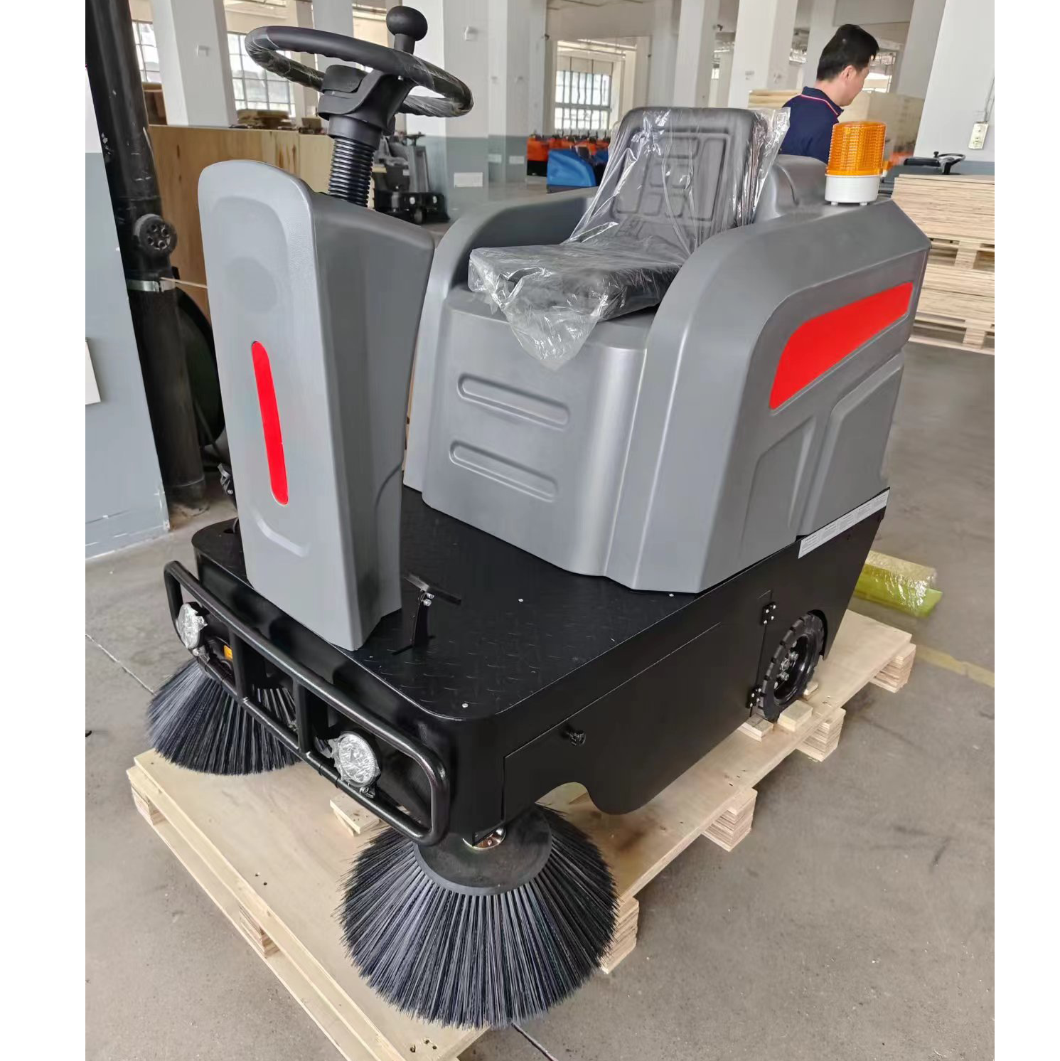 SJ1250 Best Selling Battery Ride On Floor Sweeper Machine Road Sweeper For Sale