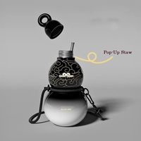 Bouteille d'eau isotherme en acier inoxydable de 600 ml en forme de gourde, nouveau design, gourde de sport isolée, flasque de voyage unique avec corde