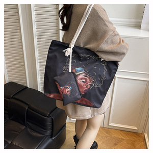 <span class=keywords><strong>Sac</strong></span> <span class=keywords><strong>à</strong></span> bandoulière en toile imprimé <span class=keywords><strong>grande</strong></span> <span class=keywords><strong>capacité</strong></span> pour <span class=keywords><strong>femme</strong></span> avec fermeture éclair, <span class=keywords><strong>sac</strong></span> <span class=keywords><strong>à</strong></span> <span class=keywords><strong>main</strong></span> transfrontalier et <span class=keywords><strong>sac</strong></span> fourre-tout de shopping - Product Image 3