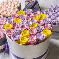 UKIQUEEN Boîte de fleurs conservées pour la Saint-Valentin Cadeaux Véritable Rose naturelle Immortelle Éternelle Longue vie Éternelle Roses éternelles pour toujours