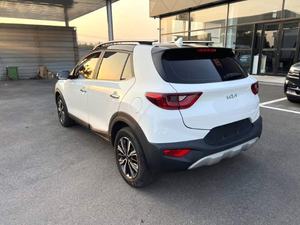 Buen Precio para <span class=keywords><strong>Kia</strong></span> <span class=keywords><strong>Stonic</strong></span> 2021 1.4L CVT Versión Fun Enjoyment con Techo Solar, Auto Usado en Buenas Condiciones, en Existencia, Gran Venta - Product Image 6