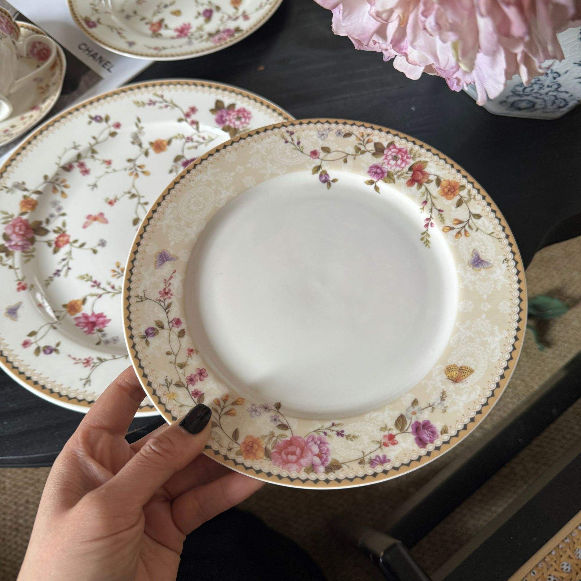 French floral 8-inch plate, Version B, 20*2.5