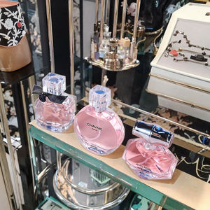 <span class=keywords><strong>Set</strong></span> di campioni di profumo floreale da <span class=keywords><strong>donna</strong></span> 3 pezzi Mini fragranze da viaggio con confezione regalo di lusso Eau De Parfum - Product Image 6