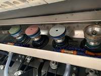 Machine de profilage et de polissage automatique des bords de pierre pour comptoirs en granit/marbre, avec moteur central et composants PLC, multifonctionnelle et haute performance