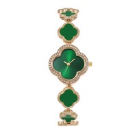 Montre pour étudiante transfrontalière, style Instagram, avec accents trèfle à quatre feuilles et diamants, cadran petit, en alliage, mouvement à quartz, pour les loisirs