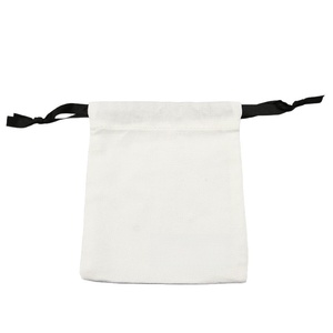 Sacs à bijoux personnalisés en coton biologique avec logo sur mesure et cordon de serrage, en matériau recyclable, pour montres et lunettes, cadeau de luxe - Product Image 4