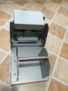 เครื่องพิมพ์ใบเสร็จแบบฝังขนาด 3 นิ้ว 80 มม. รุ่น M-T532AP/AF สำหรับตู้บริการตนเองและตู้เอทีเอ็ม ใช้ได้กับแบบเดิม/แบบที่ใช้ร่วมกันได้ - Product Image 2