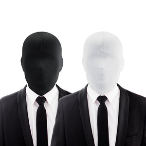 Maßgefertigte Schwarze Vollgesichts-Halloween-Maske für Erwachsene, Sportliche Angelmaske mit Kapuze, Luxuriöse Verkleidungsmaske - Product Image 3
