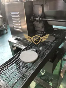 Macchina per fare il tortino di Hamburger di pollo automatica di alta qualità macchina per la formatura del tortino di manzo
