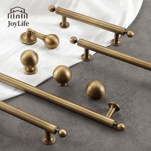 Maniglia <span class=keywords><strong>Vintage</strong></span> in Ottone per Armadi - Pomello Francese Mid-Century a Foro Singolo per Guardaroba in Rame Massiccio - Product Image 1