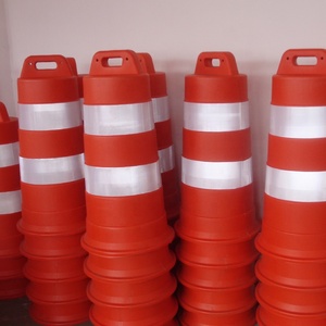 Road <span class=keywords><strong>Crash</strong></span> Block Drump Ahorra espacio de almacenamiento Apilable Reflectante 100cm PE Barril de Seguridad de Tráfico Barrera de tambor de tráfico - Product Image 4