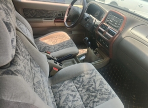 <span class=keywords><strong>Nissan</strong></span> ZN d'occasion, modèle 2012, 5 places, 5 portes, moteur essence, boîte manuelle, carrosserie sur châssis, 110 kW, fourgon - Product Image 6