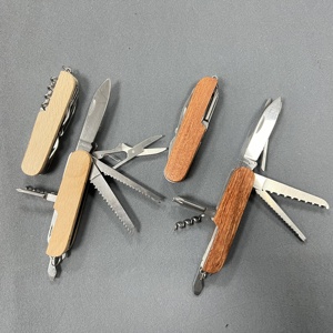 Personalización aceptada 11 en 1 plegable multiusos suizos con mango de madera de múltiples herramientas de bolsillo de la <span class=keywords><strong>Knife</strong></span> - Product Image 2