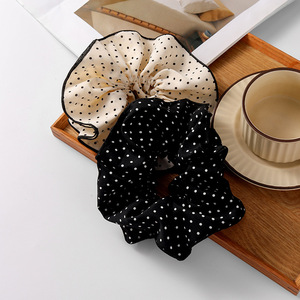 Coletero de tela con lunares de 18 cm y cuatro capas para uso diario de mujer - Product Image 4