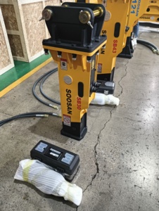 SB30 Hydraulic Breaker + Tool <b>Set</b> Yellow 1 Year Warranty Compatible with for 220kg Fits Kubota KX040 Hitachi EX30 for 331 - Product Image 4