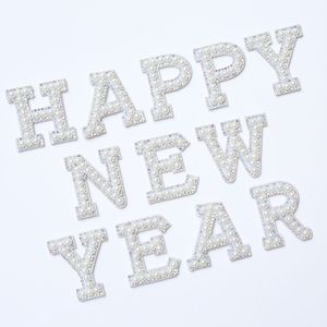 <span class=keywords><strong>Apliques</strong></span> de <span class=keywords><strong>Tela</strong></span> No Tejida con Letras Inglesas de Cristal y Perlas de Imitación Selina, <span class=keywords><strong>para</strong></span> Sombreros, Bolsos, Zapatos, Adhesivos <span class=keywords><strong>para</strong></span> Prendas, 26 Letras - Product Image 3