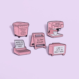 Design créatif drôle <span class=keywords><strong>rose</strong></span> dessin animé <span class=keywords><strong>Vintage</strong></span> <span class=keywords><strong>cafetière</strong></span> Fax Machine alliage broche mode vêtements sac accessoires métal artisanat - Product Image 1