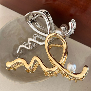 Pinza de Pelo Grande de Metal con Diseño de Tiburón para Mujer, Pinza de Pelo Simple con Perlas y Ondas, Accesorios para el Cabello - Product Image 5