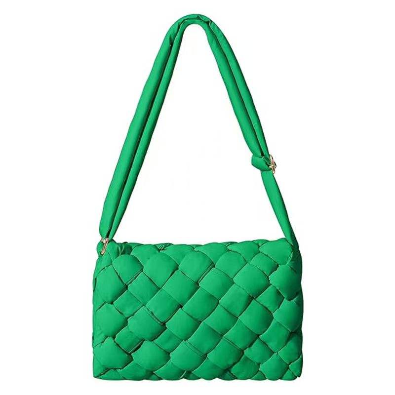 สีเขียว