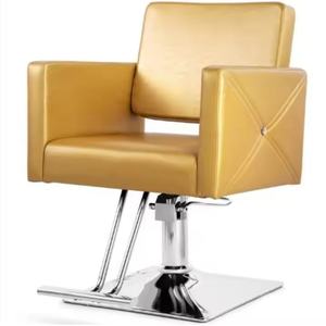 Chaises de barbier classiques d'occasion à vendre / Chaise de coiffeur / Chaise de barbier noire - Product Image 2