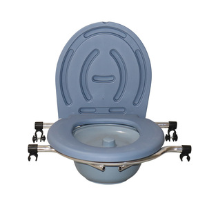 Siège de toilette avec coussin moelleux et roulettes pour équipement de sécurité dans la salle de bain - Product Image 5