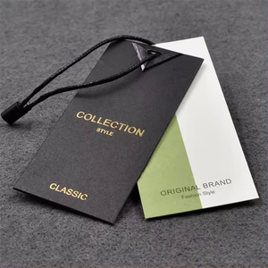 Étiquettes Volantes de Luxe Personnalisées Gaufrées en <span class=keywords><strong>Carton</strong></span>, Étiquettes Vêtements Brodés, Accessoire de Vêtement Plié, Taille Personnalisée - Product Image 3
