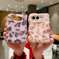 Étui de luxe 3D mignon et confortable en fausse fourrure léopard pour iPhone 18 Duo