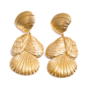 JINYOU 2477 - Aretes de Acero Inoxidable Chapados en Oro al por Mayor, Aretes de Diseño con Forma de Concha para Mujer - Product Image 1