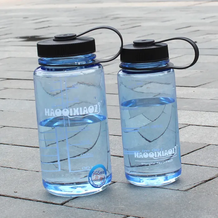 Eco friendly Feature Drinking BPA Free 32oz Custom Plastic Water bottle