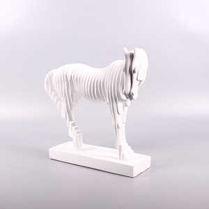 Statue de petit Animal de Style abstrait, Sculpture de cheval moderne, ornements en résine pour la décoration de la maison, <span class=keywords><strong>tendance</strong></span> <span class=keywords><strong>2022</strong></span> - Product Image 4