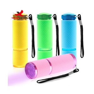 Lampe UV LED Mini à Prix Réduit pour Séchage de Gel, Outil de Polymérisation pour Ongles, Lampe Flash 9 LED pour Manucure - Product Image 1