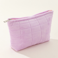 Personnalisé Nouveau Pas Cher Femmes Hiver Rose En Peluche Mignon Puffy Fluffy Maquillage Cosmétique Sac De Rangement Couleur Voyage Trousse À Crayon Porte-Monnaie