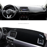 Tapis de console et de tableau de bord de luxe Luerman pour Nissan Caravan NV350 - Protection et décoration en polyester
