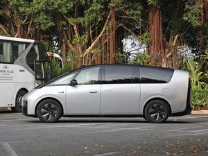 Offerta Speciale: Li <span class=keywords><strong>Auto</strong></span> MEGA 2025 Edizione Famiglia a Lunga Autonomia, <span class=keywords><strong>Auto</strong></span> Elettrica a Nuova Energia ad Alta Velocità, MADE in CHINA - Product Image 2