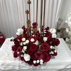 Centro de Mesa de Flores Artificiales Verde Vino y Blanco de 60 cm, Selección e Individualización Estrictas de GreenLife, para Decoración de Mesa de Comedor y Banquetes - Product Image 2