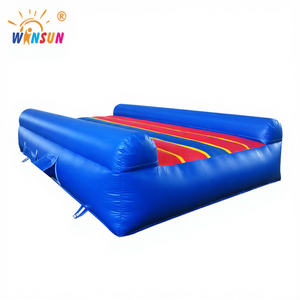 Maison de rebond de tapis gonflable coloré personnalisé winsun pour aire de jeux commerciale pour enfants en plein air - Product Image 1