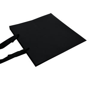 Bolsas de Regalo de Papel Reciclado Biodegradables Ecológicas de Lujo Personalizadas al por Mayor con Logotipo para Envasado de Alimentos, Jabón de Hotel, Ropa - Product Image 5