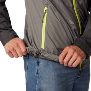 Fabricant de vestes personnalisées pour hommes 2025 – Veste imperméable sur mesure avec capuche pour sports de plein air - Product Image 5