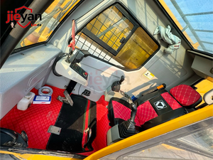 Grue mobile sur camion <span class=keywords><strong>XC</strong></span> MG QY70 KC <span class=keywords><strong>2024</strong></span> de 70 tonnes d'occasion de haute qualité, <span class=keywords><strong>90</strong></span> % neuve, hauteur de levage de 58 m, état de fonctionnement A5 pour la construction - Product Image 6