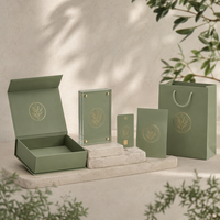 Conjunto de Empaque de Joyería Verde Salvia Personalizado, Caja Magnética de Terciopelo, Exhibidor Acrílico, Bolsa para Tarjetas NFC, para Marca de Productos Orgánicos y Naturales