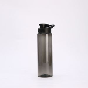 ขวดน้ำพกพาแบบใส ปราศจากสาร BPA สีสันสดใส ฝาปิดแบบพลิกพร้อมหลอดดูด ป้องกันการรั่วซึม แก้วน้ำพลาสติกพร้อมโลโก้ - Product Image 4