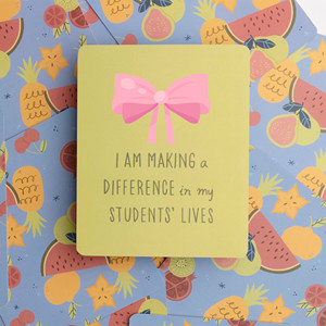 ชุดการ์ดยืนยันคำพูดสร้างแรงบันดาลใจสำหรับครูเพื่อส่งเสริมการเติบโตพร้อมผู้ถือบัตรเพื่อแสดง - Product Image 5